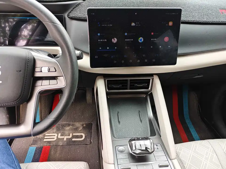 BYD Yuan UP