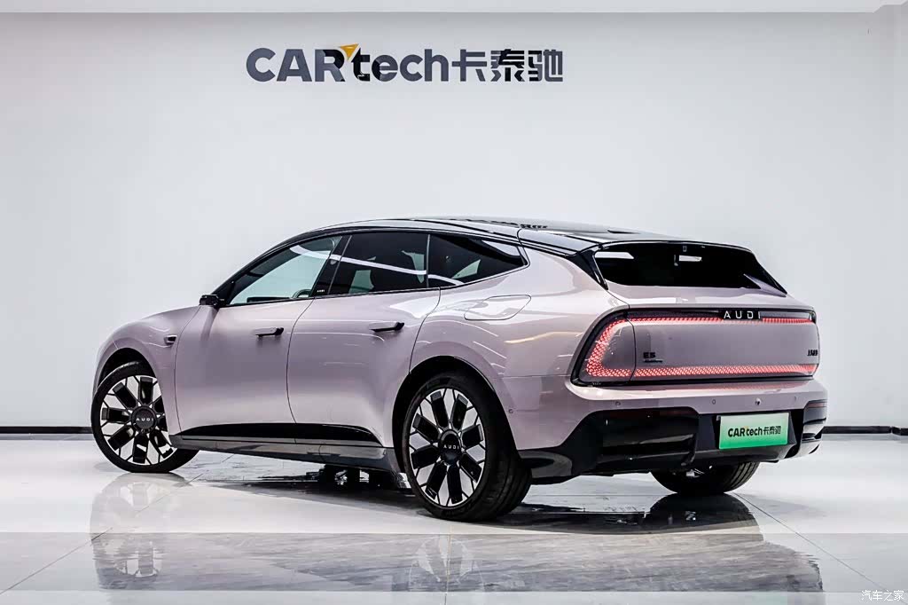 Audi TT, 2025 4