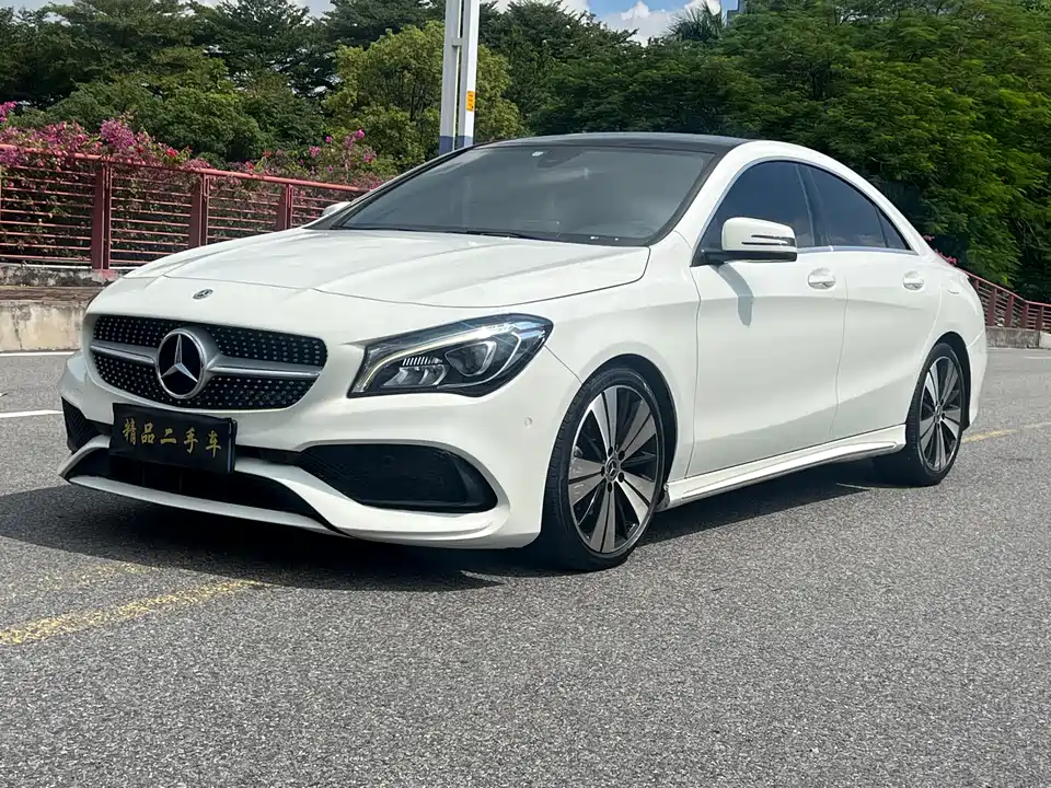 Mercedes-Benz CLA