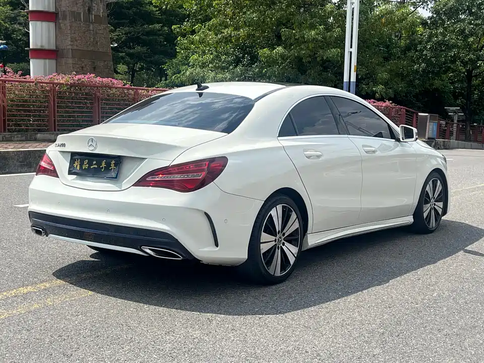 Mercedes-Benz CLA