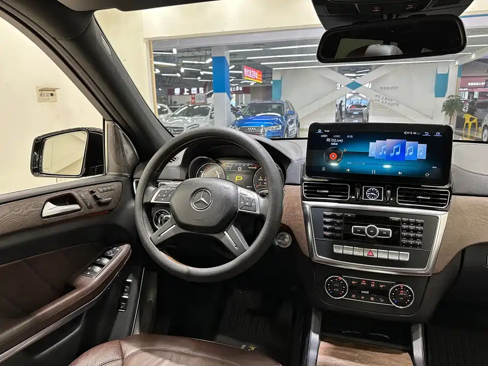 Mercedes-Benz GL grade