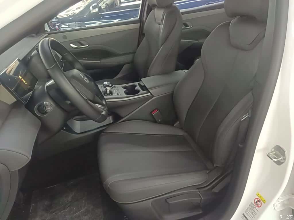 BYD Qin, 2025 15
