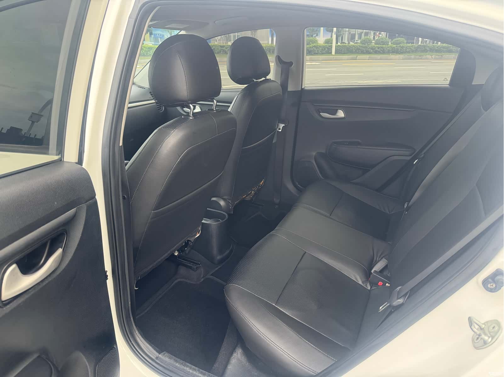 Kia K2, 2017 9