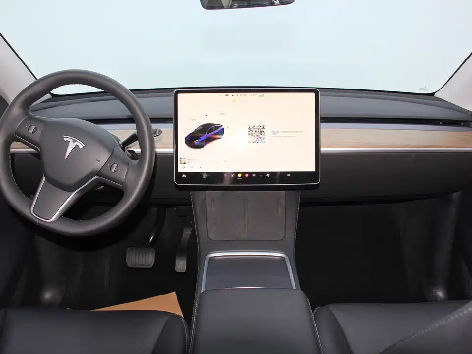 Tesla Model Y Tesla Model Y