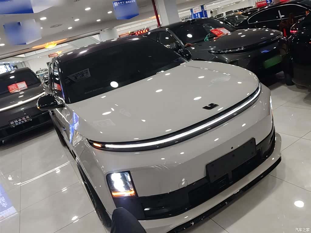 Li Auto L6, 2024 4