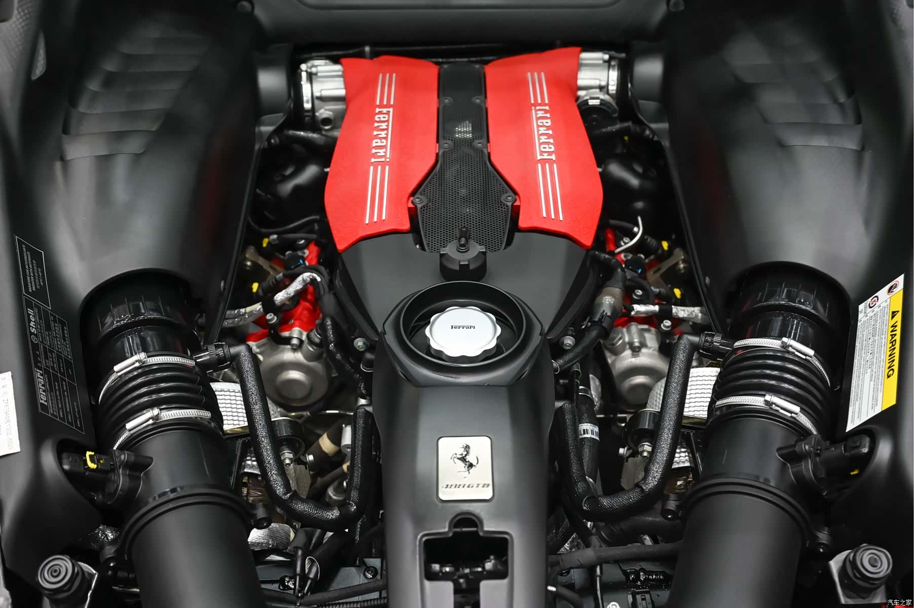 Ferrari 488, 2016 20