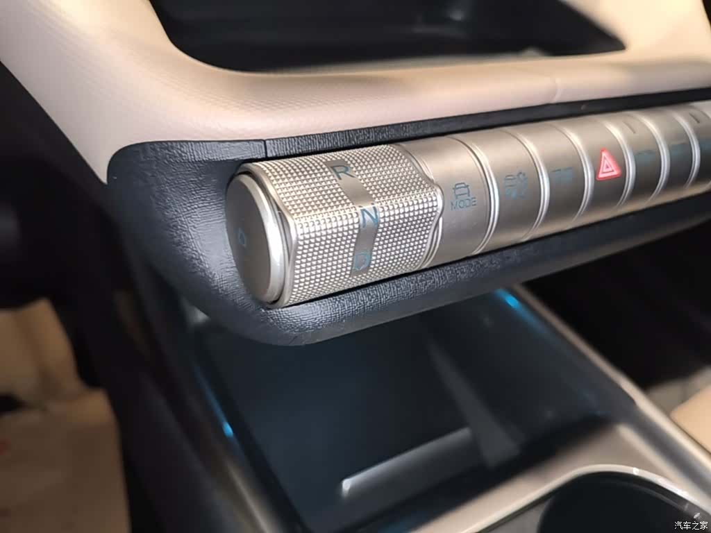BYD Dolphin, 2025 8