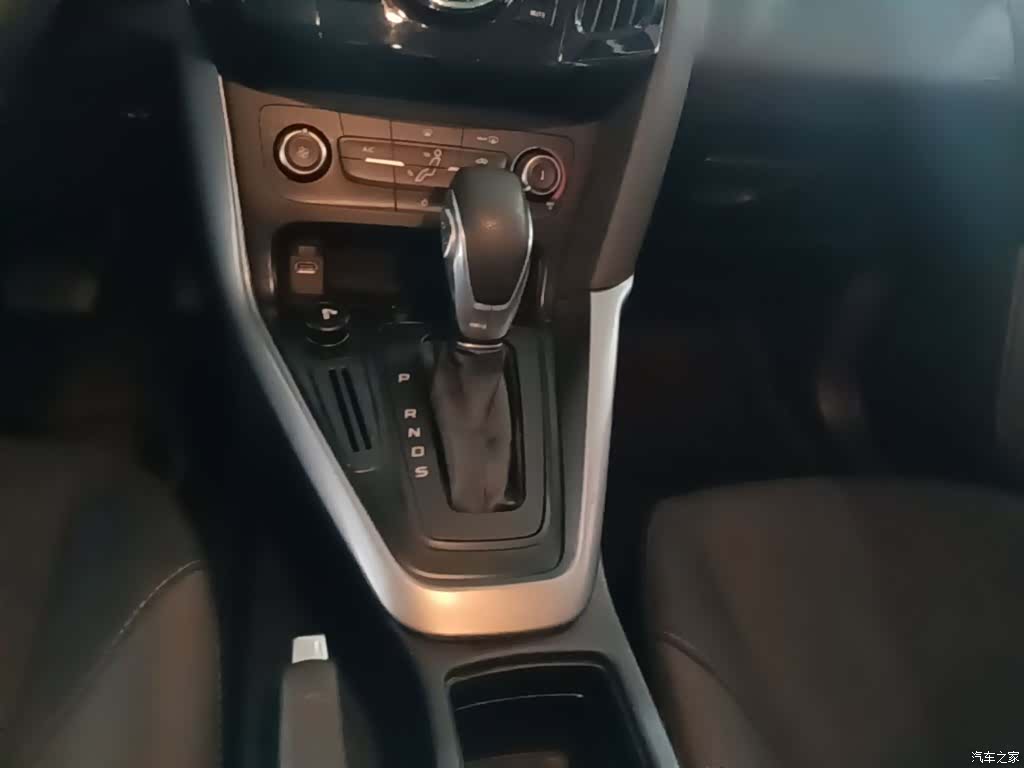 Ford Focus, 2015 14