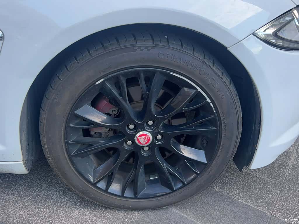 Jaguar XF, 2014 19