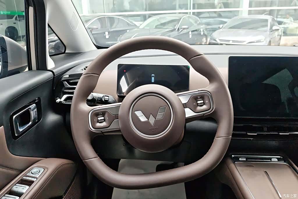 Wuling 730, 2025 15