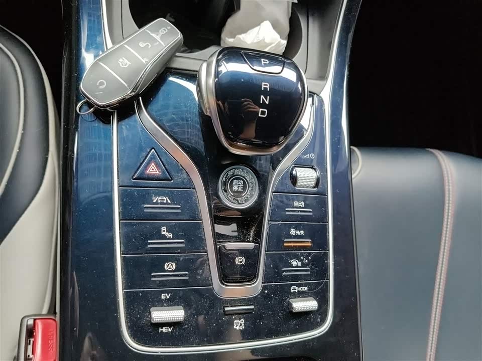 BYD Qin Yuan BYD Qin Yuan