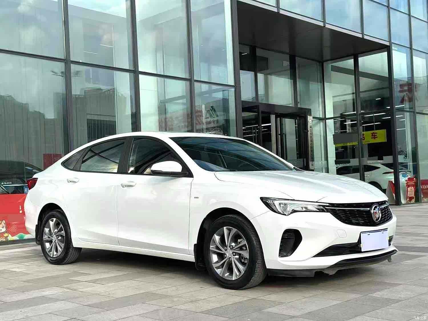 Buick Verano, 2022 3