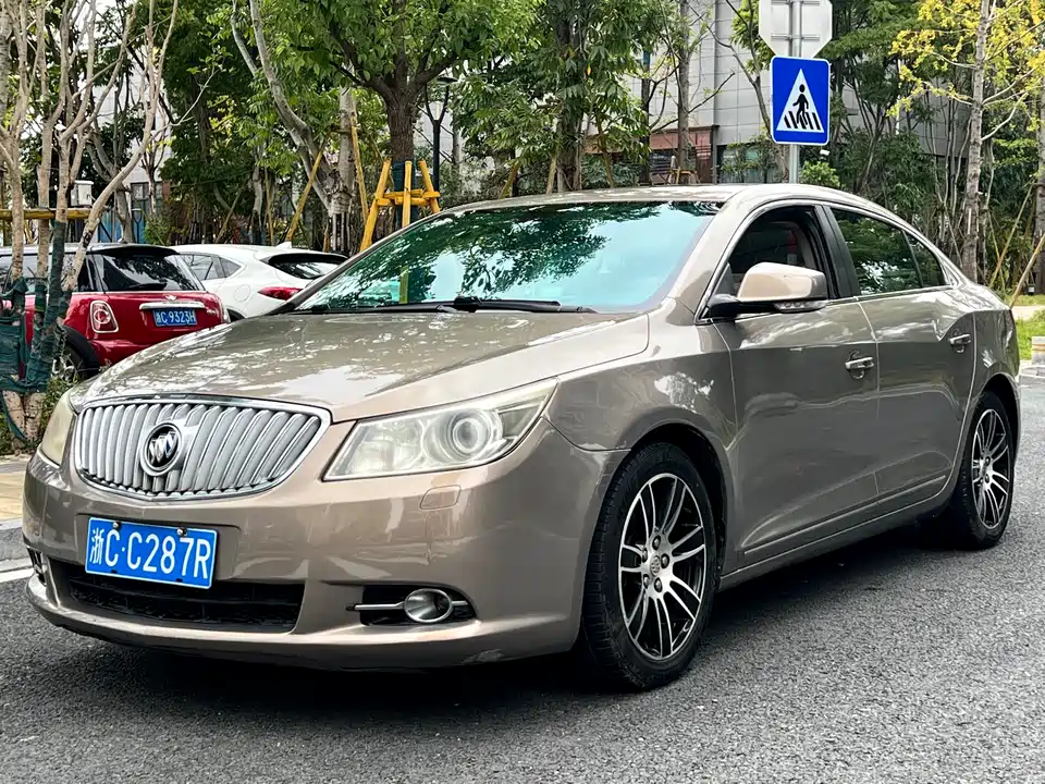Buick Lacrosse