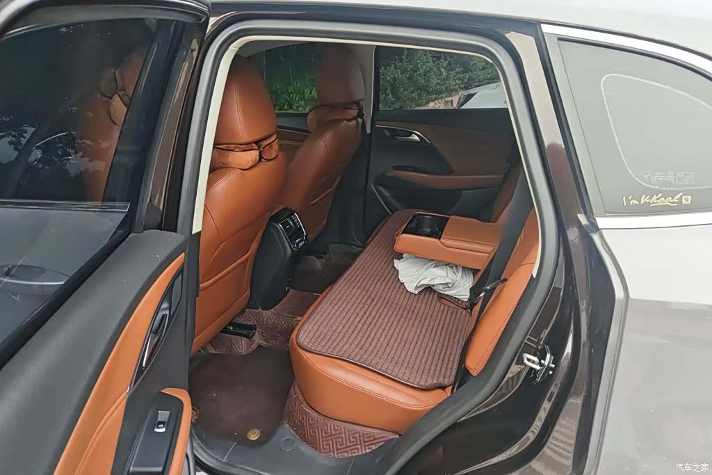 Borgward BX7, 2019 11