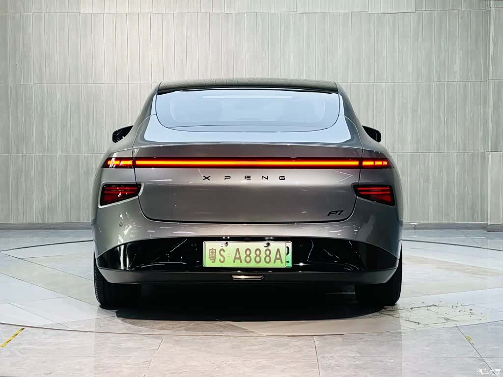 Xpeng P7, 2021 6