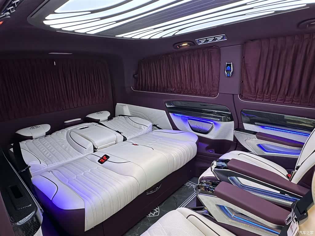 Mercedes-Benz 7, 2026 21