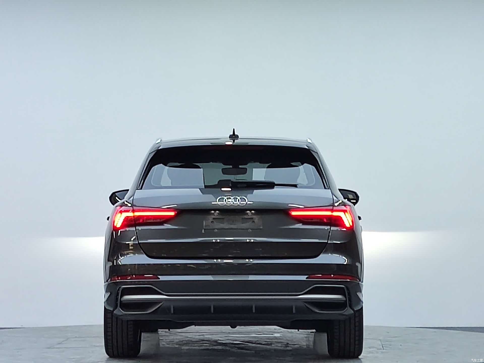 Audi Q3, 2022 6