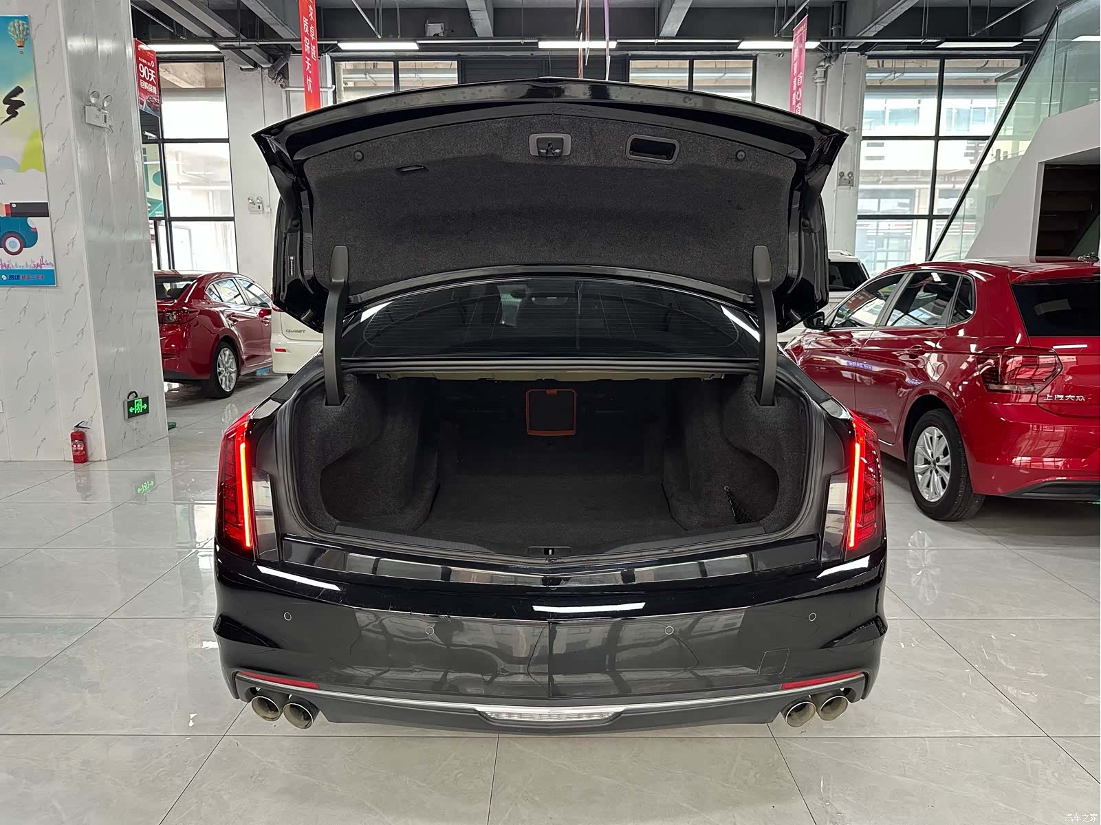 Cadillac CT6, 2020 11
