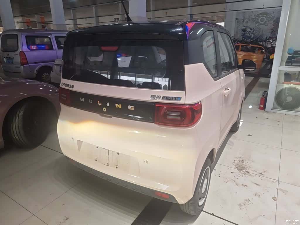 Wuling MINIEV, 2022 7