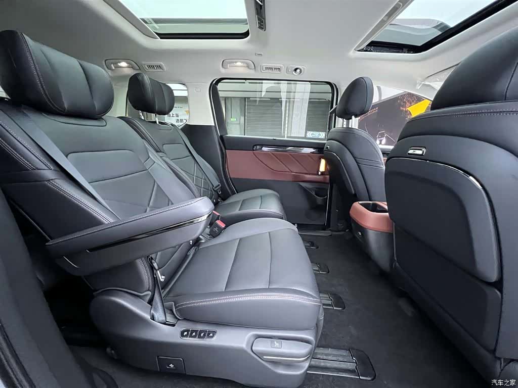 Trumpchi E8, 2024 17