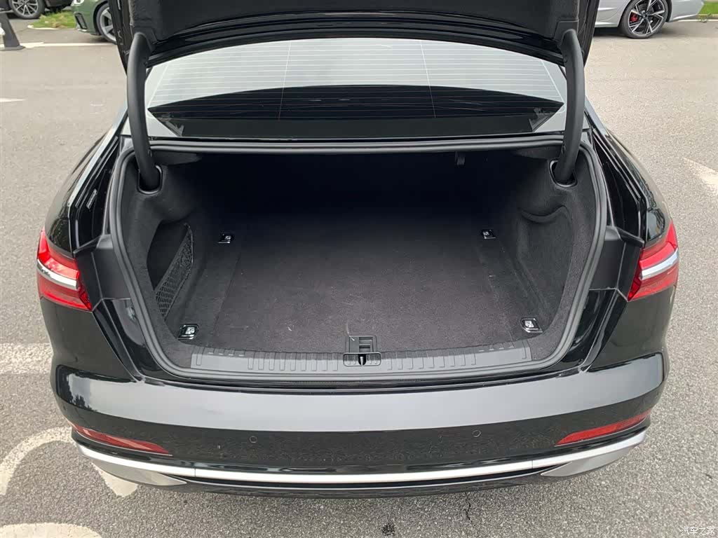 Audi A6L, 2023 20