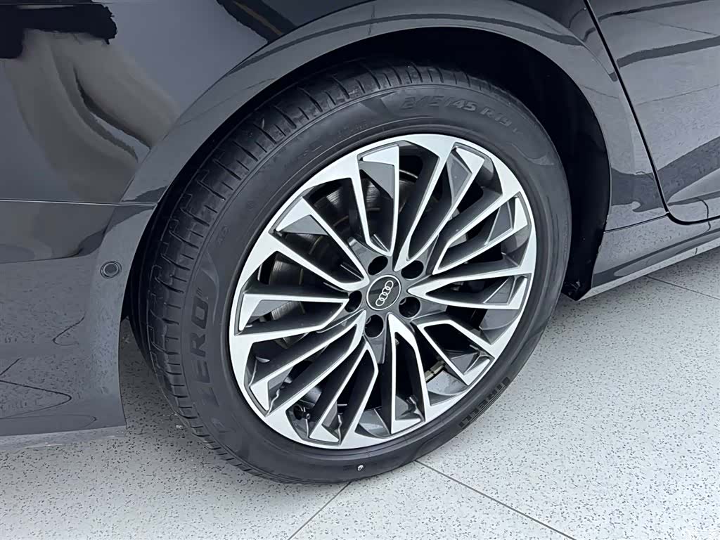 Audi A6L, 2022 27