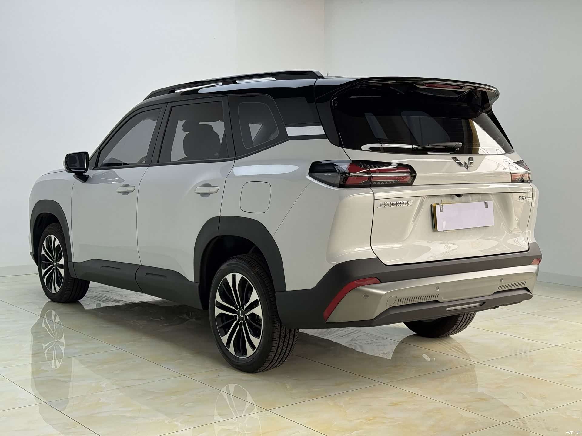 Wuling 560, 2025 7
