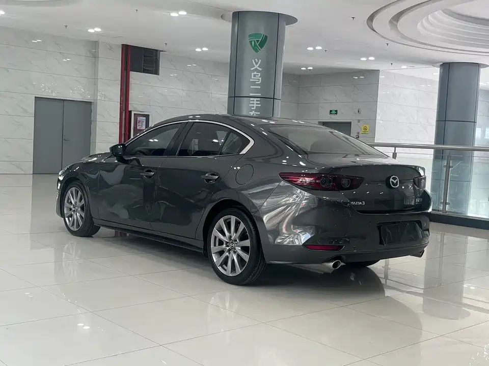 Mazda 3 Angkesaila