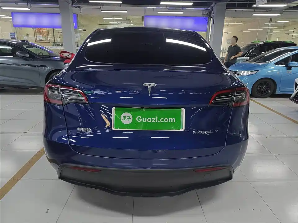 Tesla Model Y Tesla Model Y