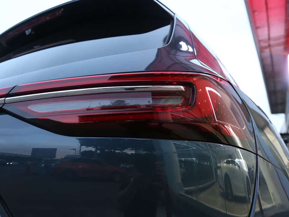 AITO Ask the world M7