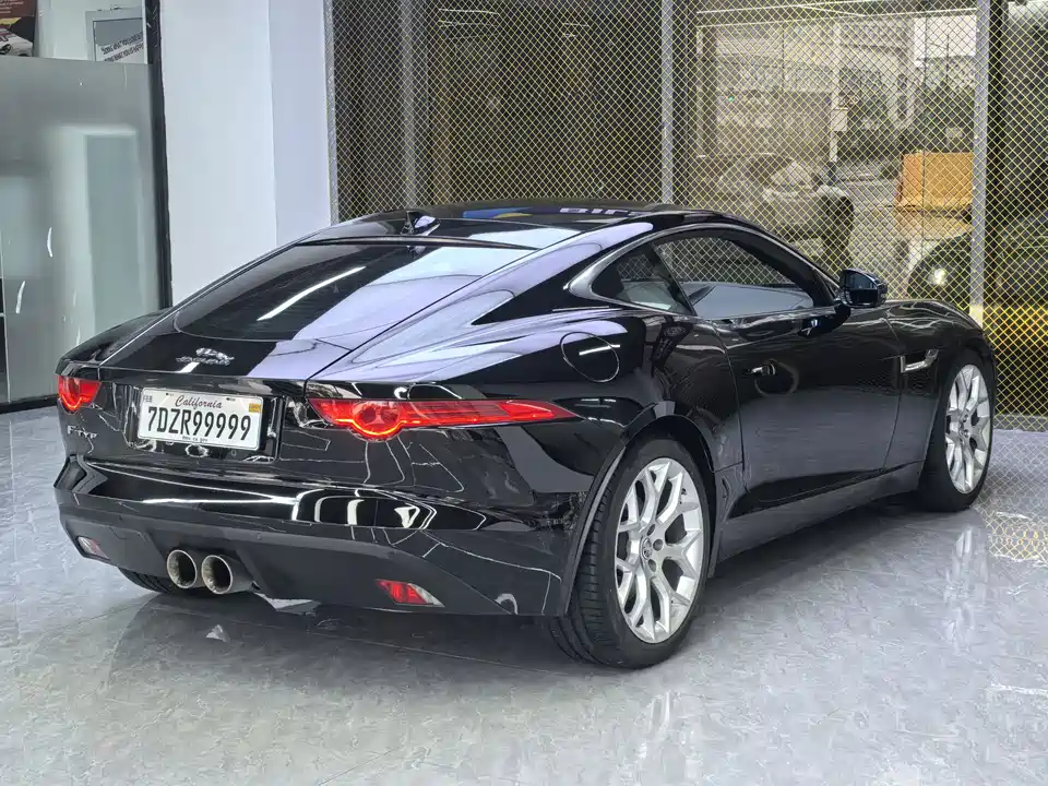Jaguar F-TYPE