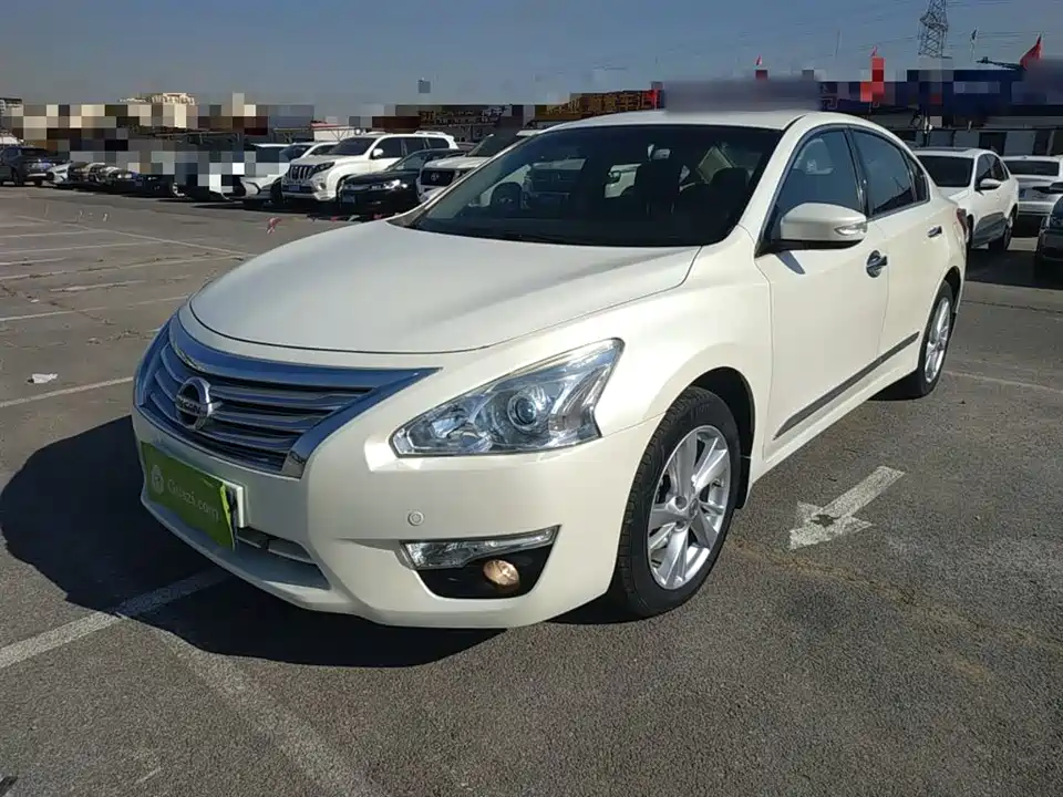 Nissan Teana
