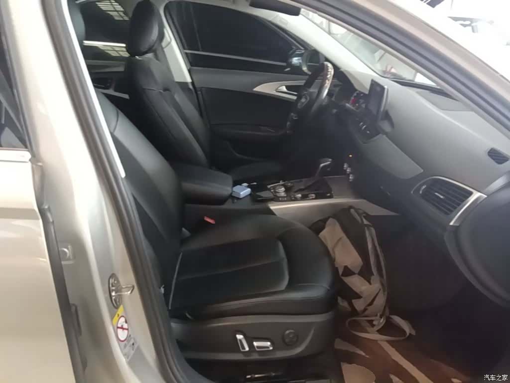 Audi A6L, 2016 25