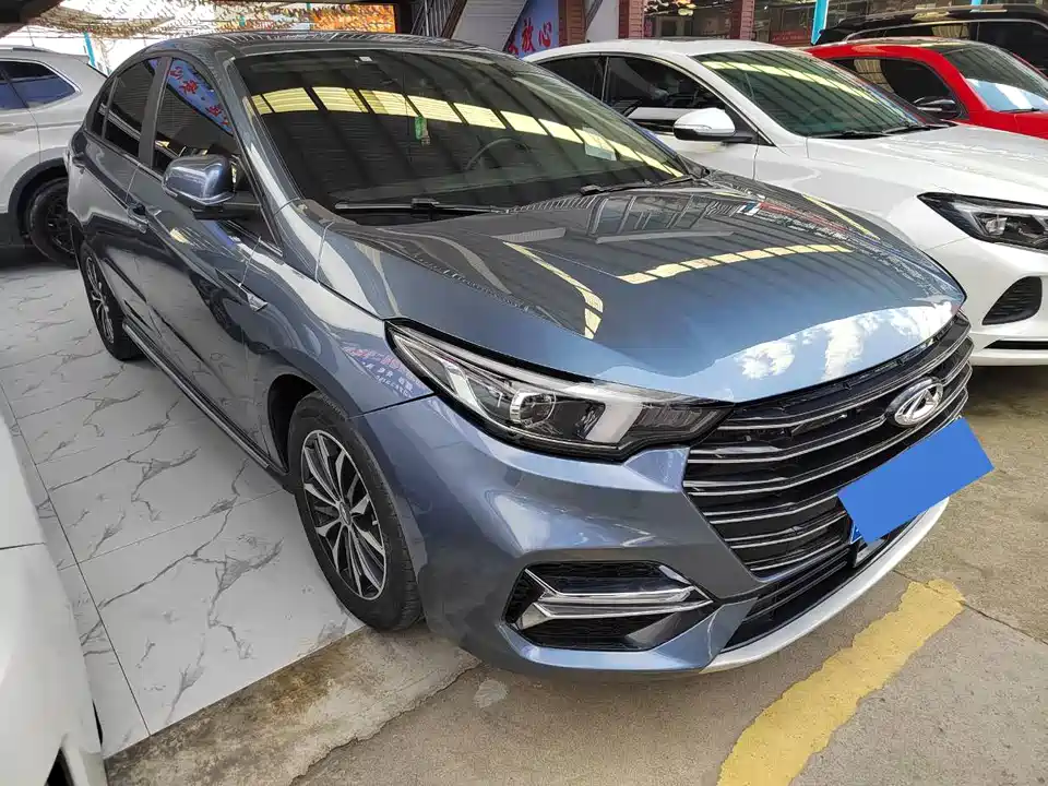 Chery Arrizo 5 PLUS