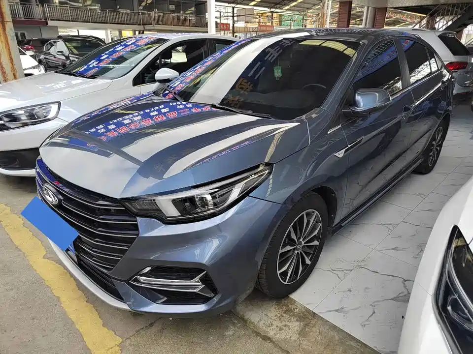 Chery Arrizo 5 PLUS