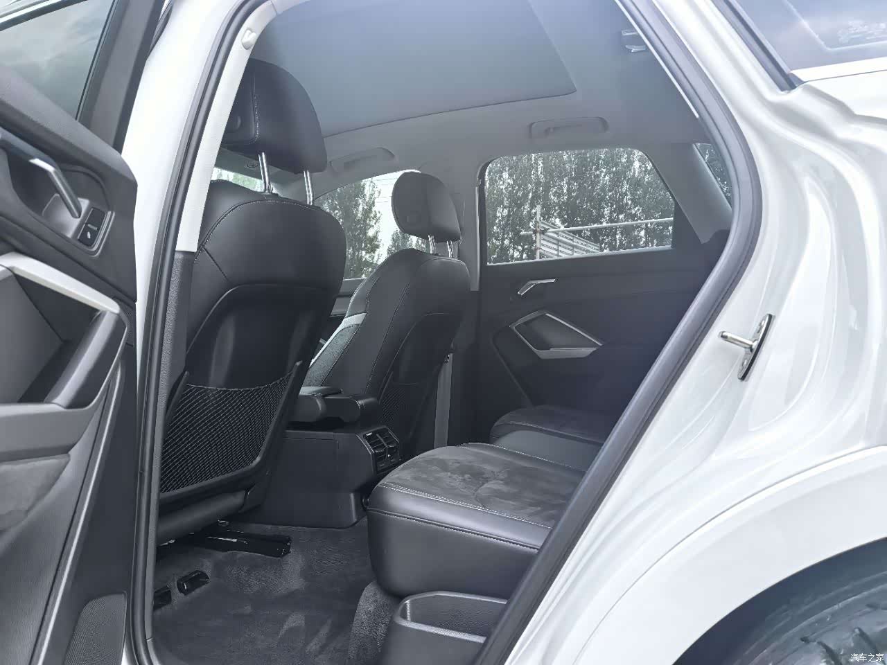 Audi Q3, 2023 6