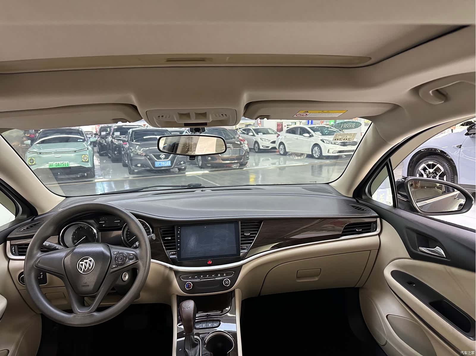 Buick Verano, 2018 8