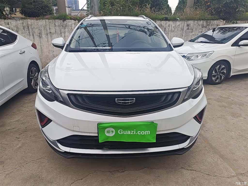 Geely Emgrand, 2020 3