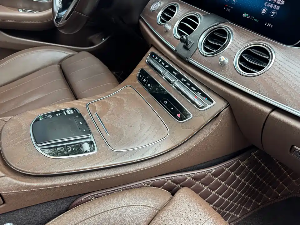 Mercedes-Benz E-class Mercedes-Benz E-class
