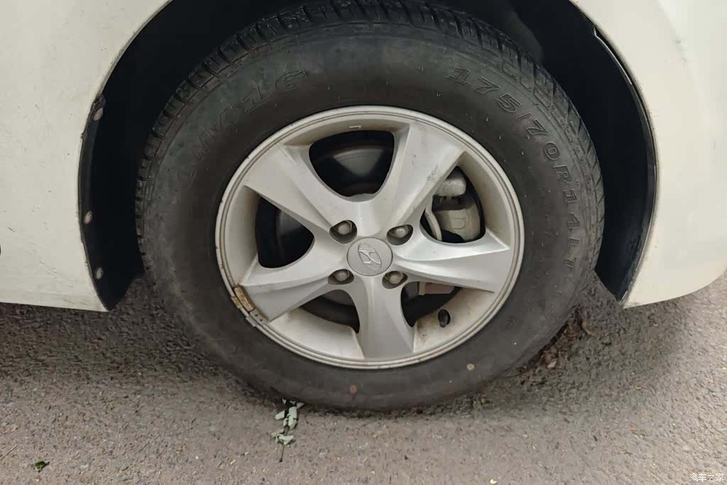 Hyundai GLX, 2016 6