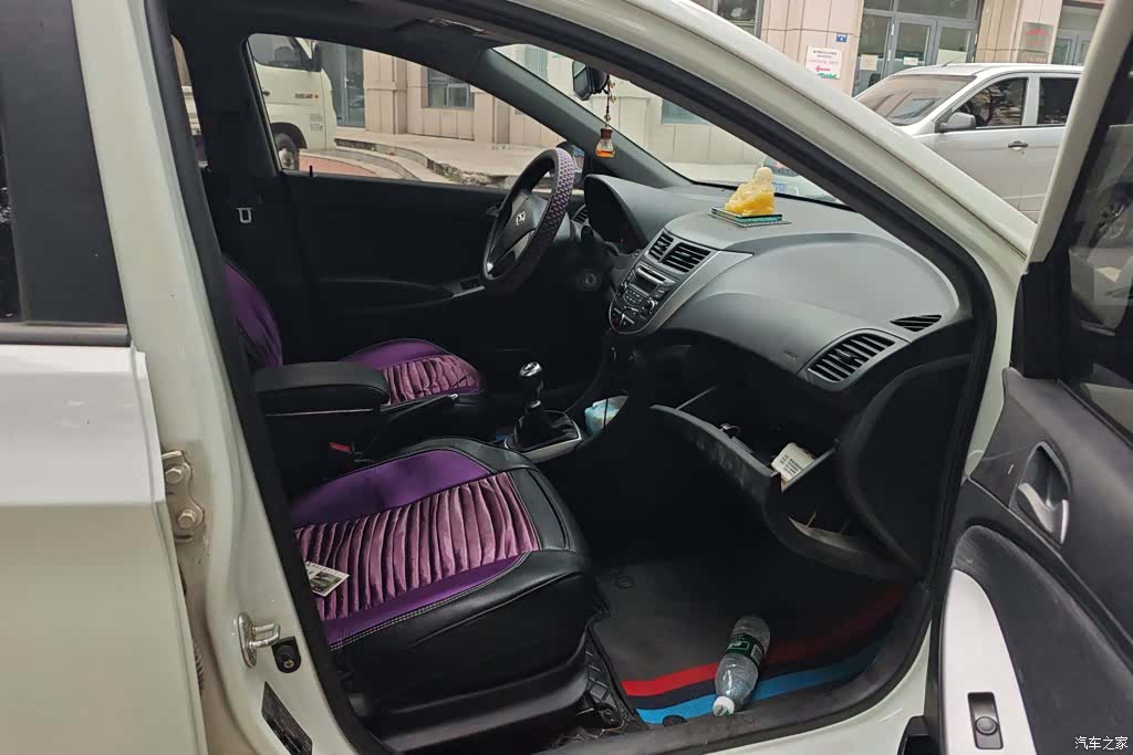 Hyundai GLX, 2016 8