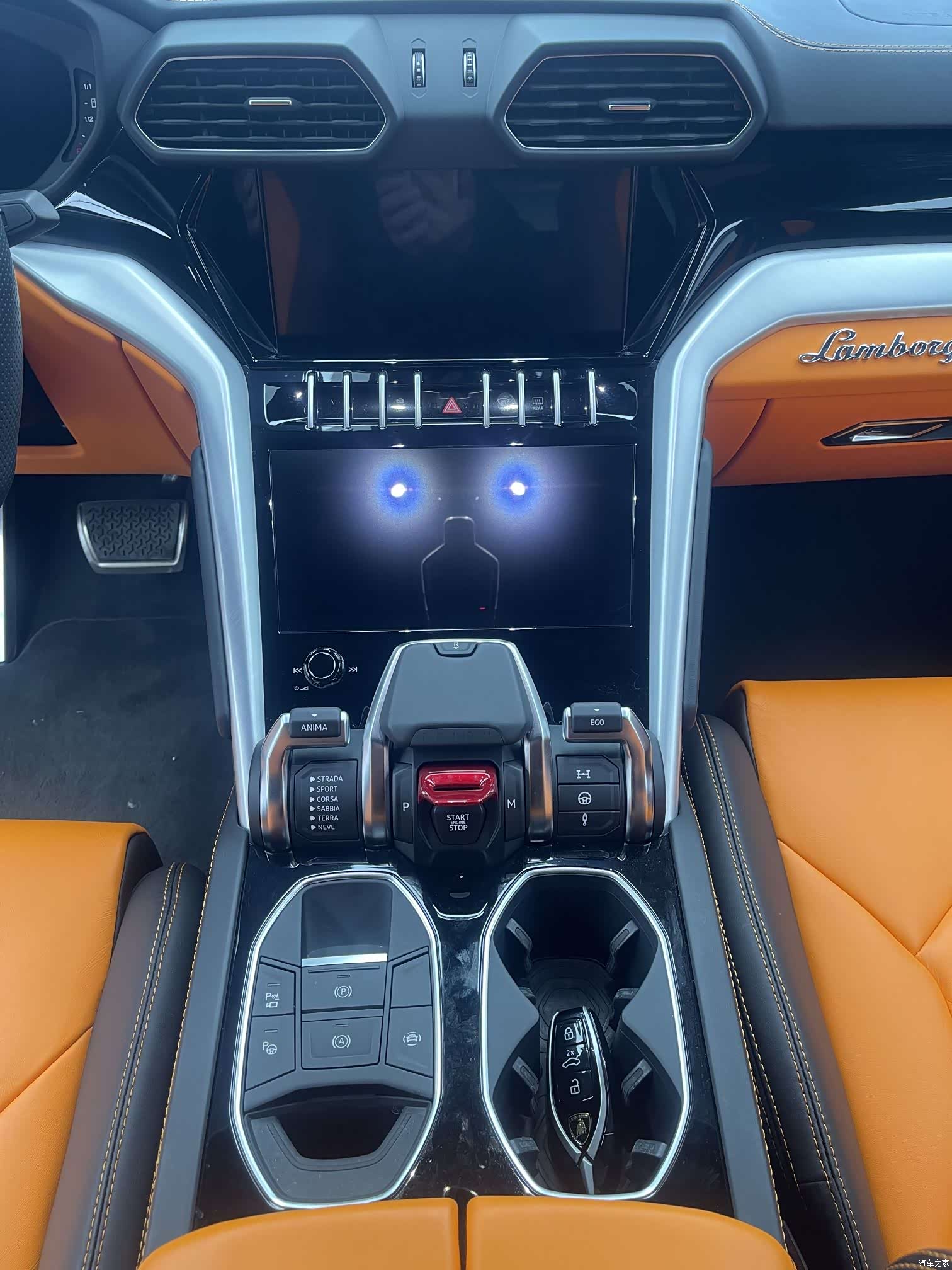 Lamborghini Urus, 2021 9