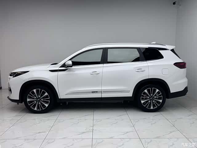 Chery Tiggo 8, 2024 4
