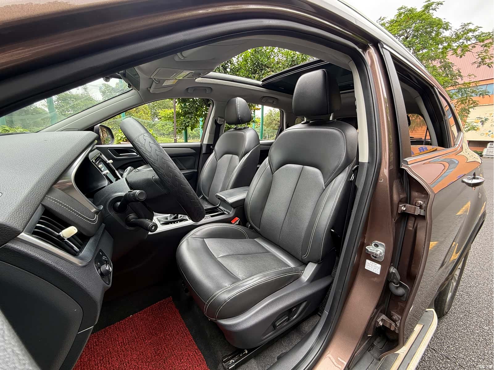 Roewe RX5, 2017 9