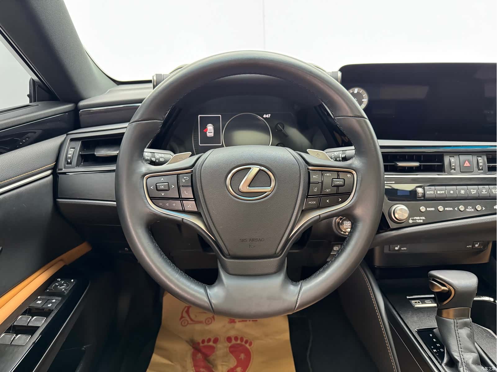 Lexus ES, 2024 16