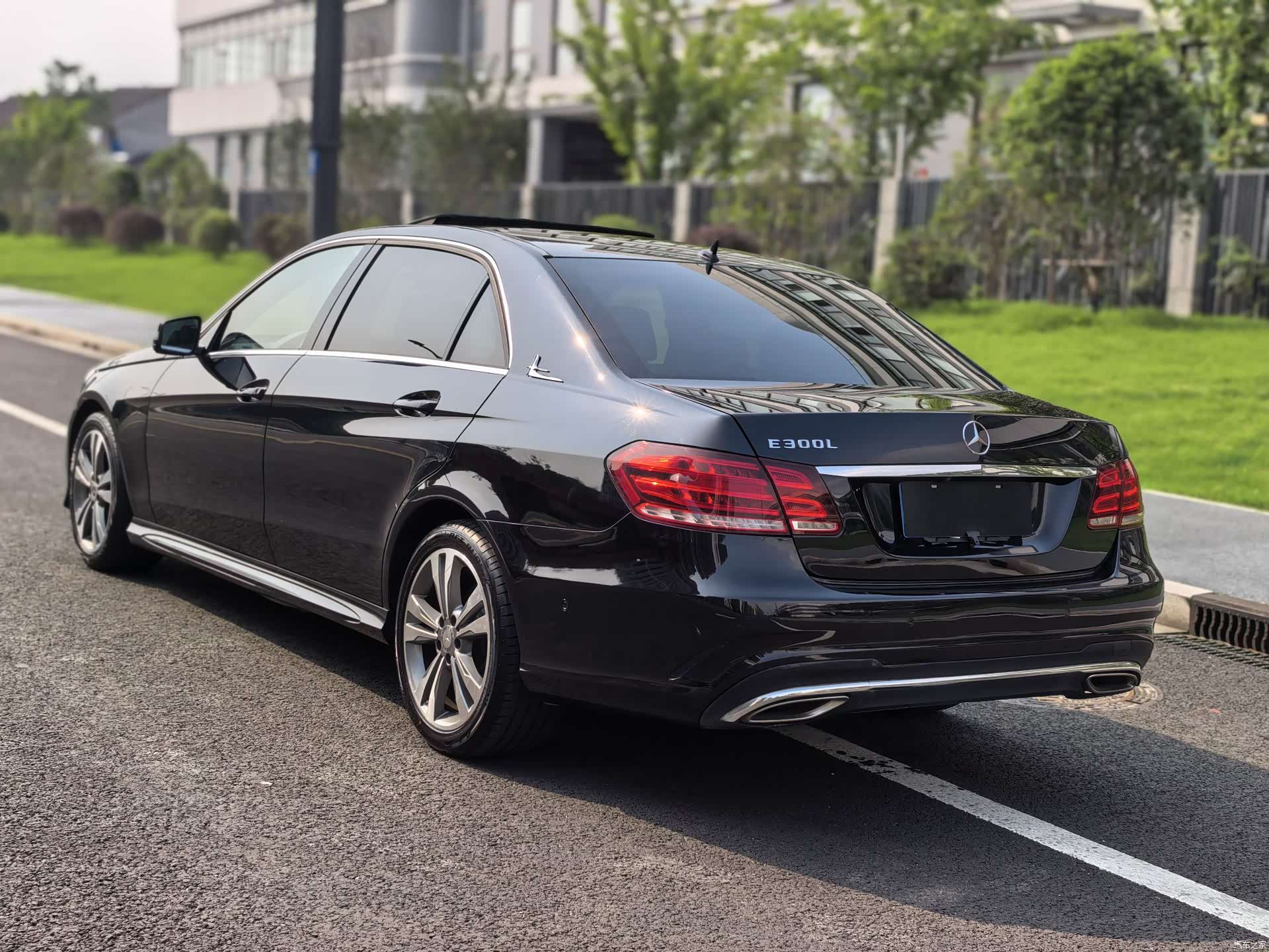 Mercedes-Benz E-Class, 2015 6