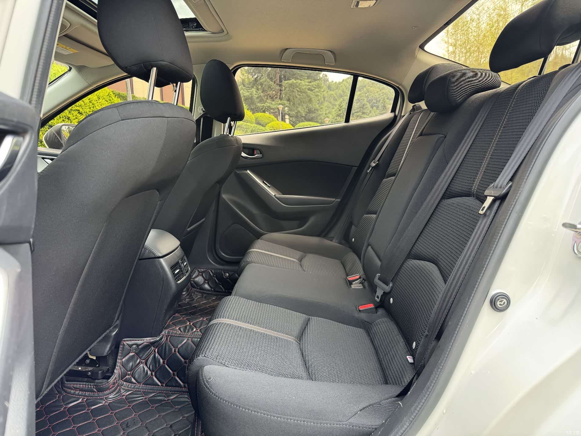 Mazda Mazda3, 2018 17