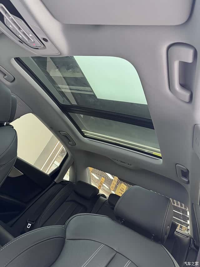 Audi A4L, 2022 6
