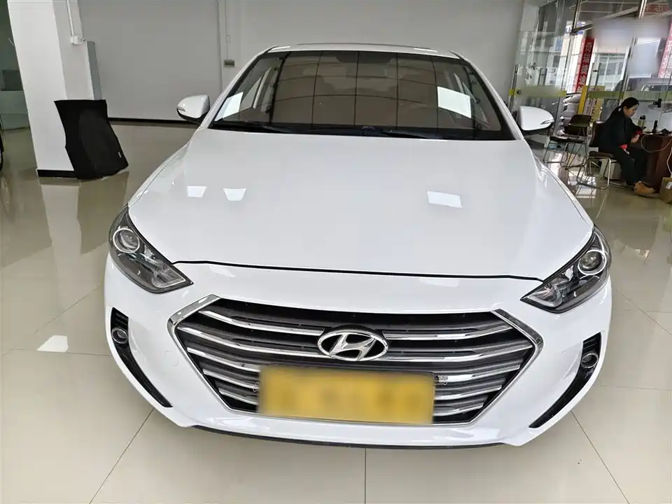 Hyundai Lead