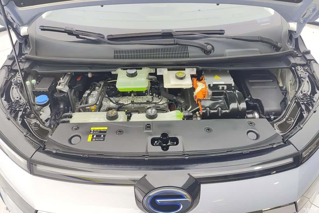 Trumpchi E8, 2024 10